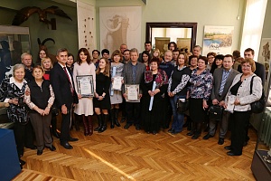 ����������-���������������