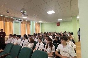 Это всем легко понять - мусор надо разделять!