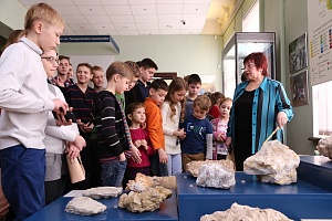 ����������-���������������